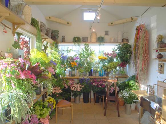 「花すえひろや」　（北海道旭川市）の花屋店舗写真2